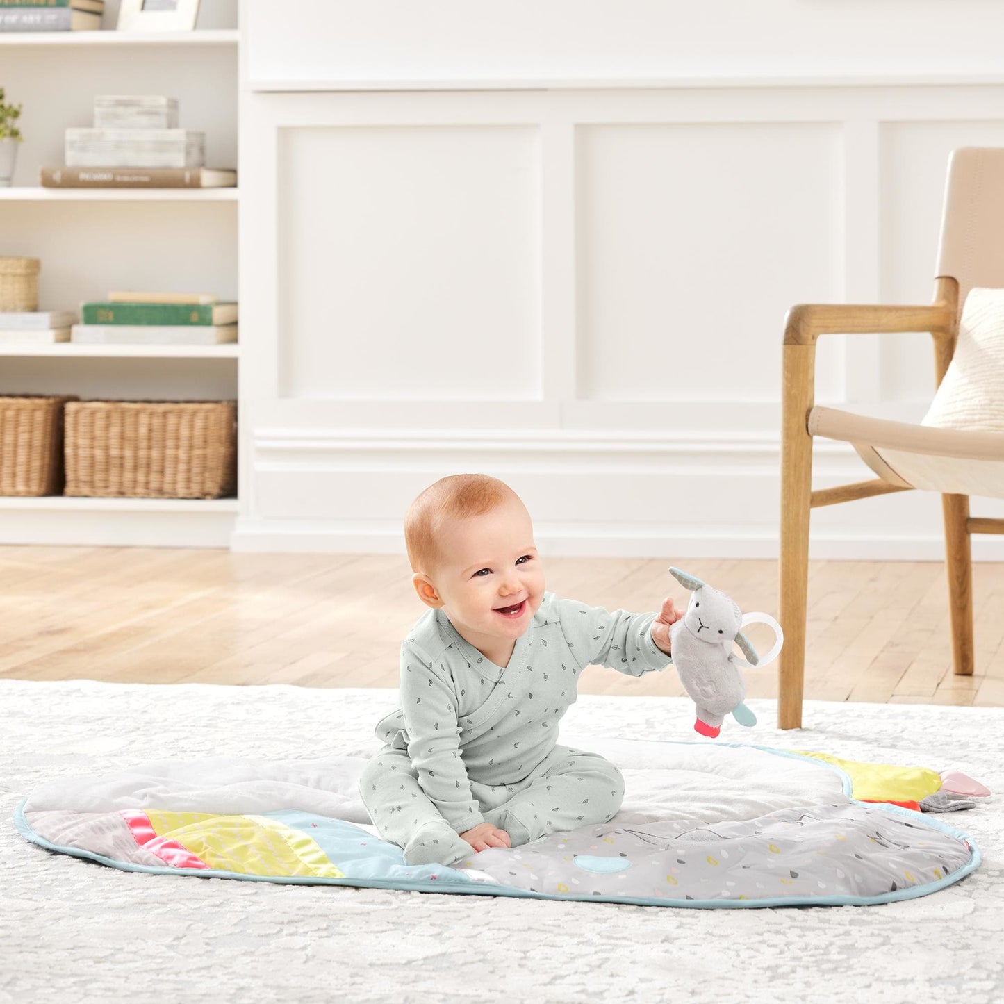 Skip Hop Silver Lining Cloud Activity Gym