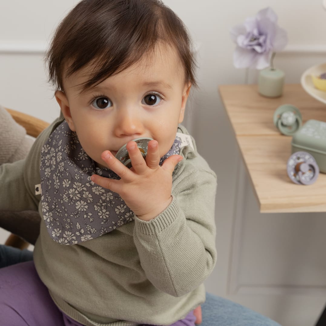 BIBS x Liberty 2 PACK Colour Camomile Lawn Latex Size 1