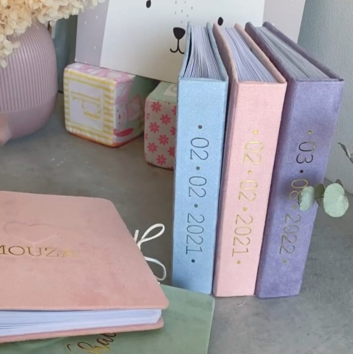 MyBabyStory -Customised Baby Milestones Book -Blue (باللغة الإنجليزية)