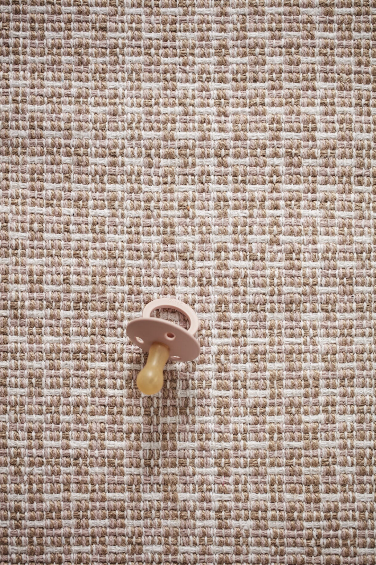 Kids Concept - Handwoven Cotton Rug 70x140 - Available in Pink & Grey