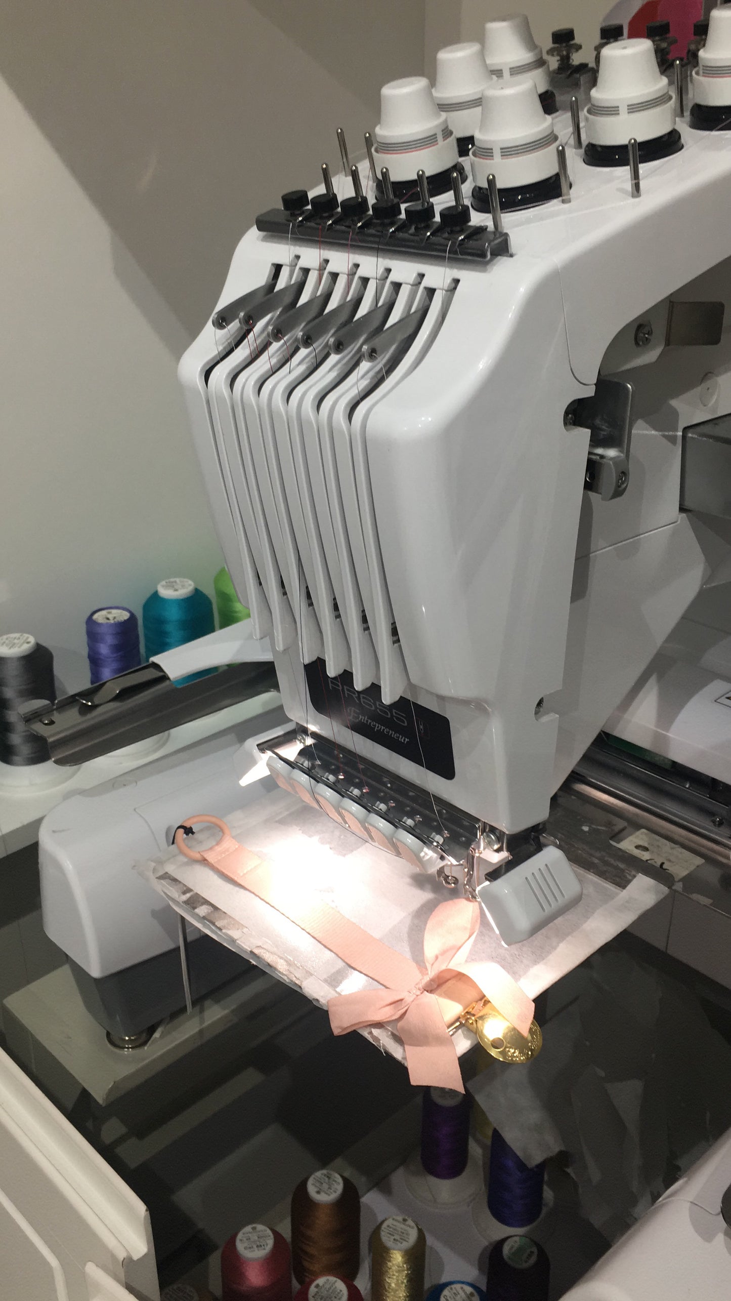 تخصيص أي قطعة قماش مقابل 50 درهم إماراتي -الدفع المسبق مطلوب