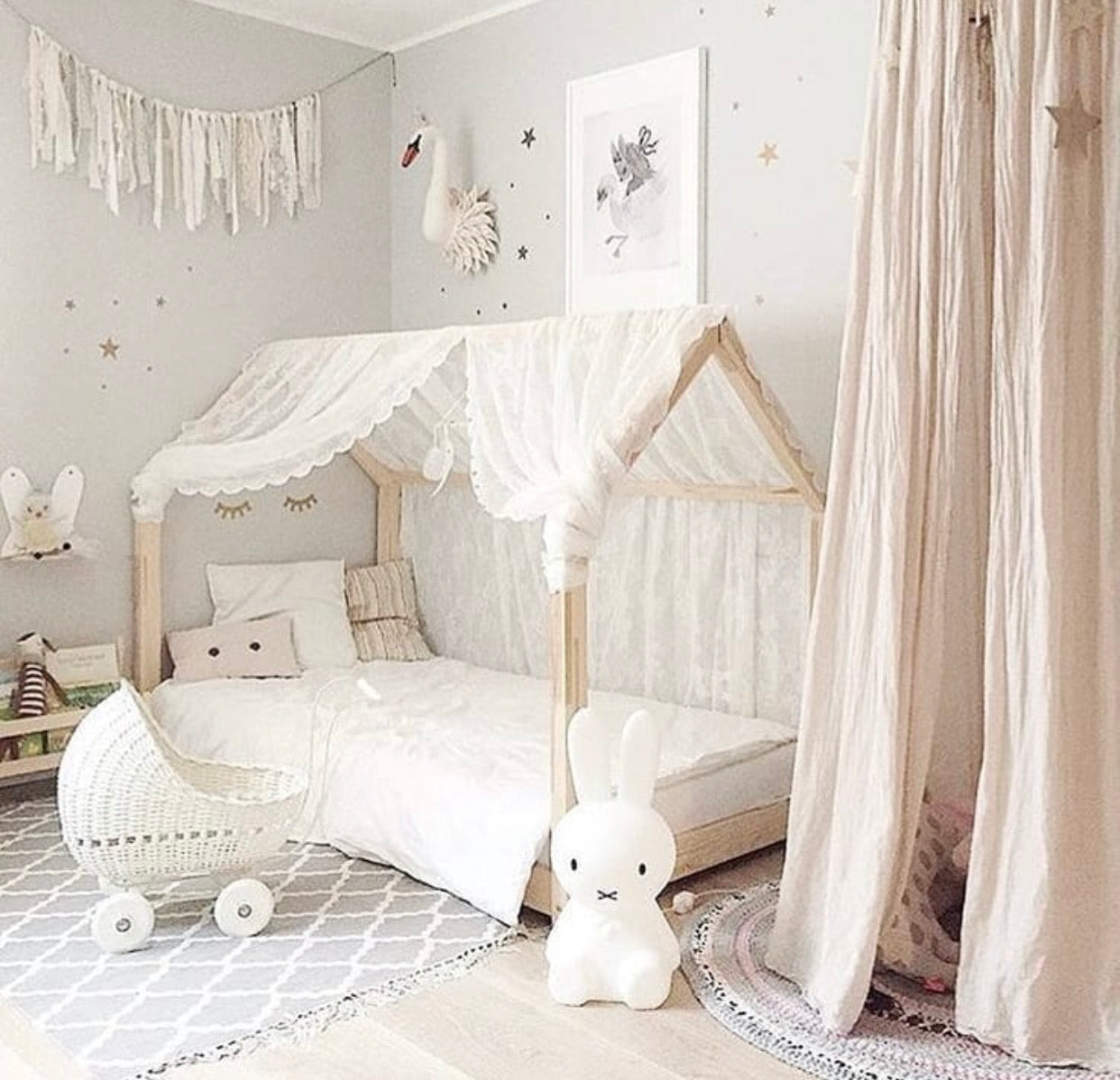 baby room furniture dubai by Elli Junior Babywear Trading LLC
