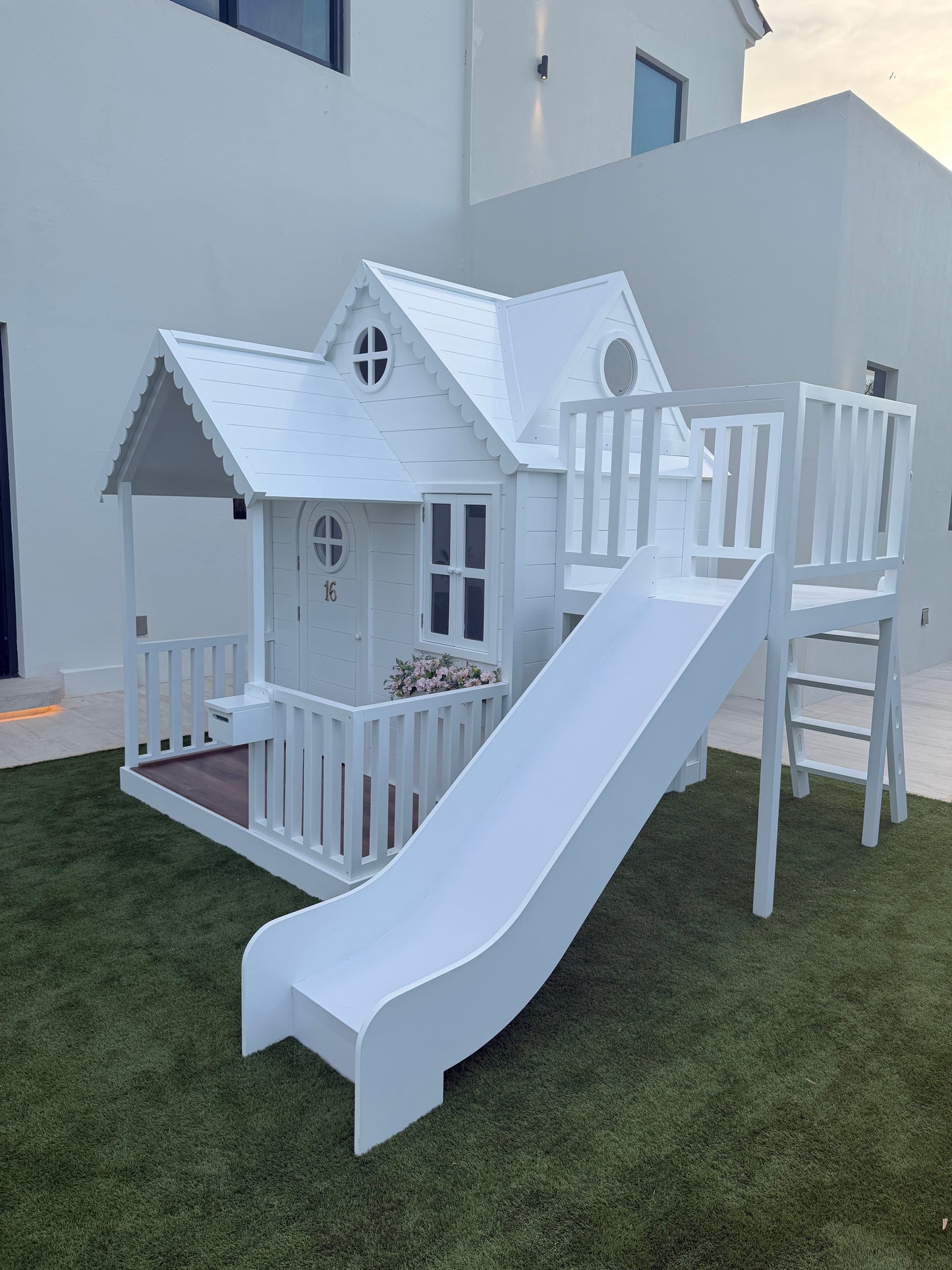 Charming Play house