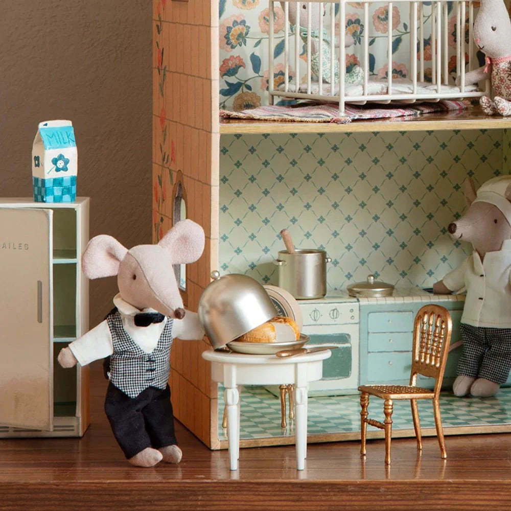 Waiter Mouse