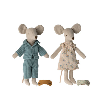 Mum And Dad Mice In Cigarbox