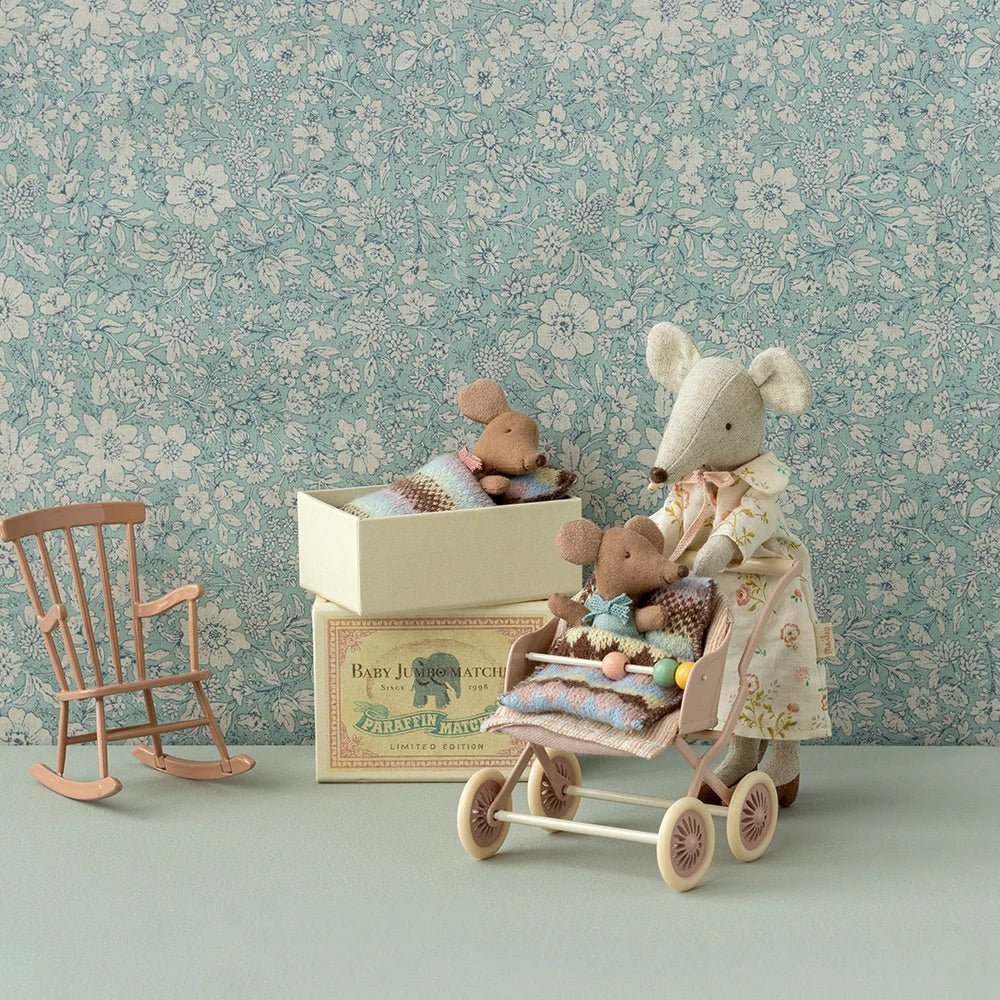Sleepy Wakey Baby Mouse In Matchbox - Blue