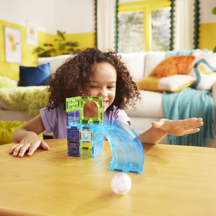Hamster Ball 13-Piece Magnetic Construction Set