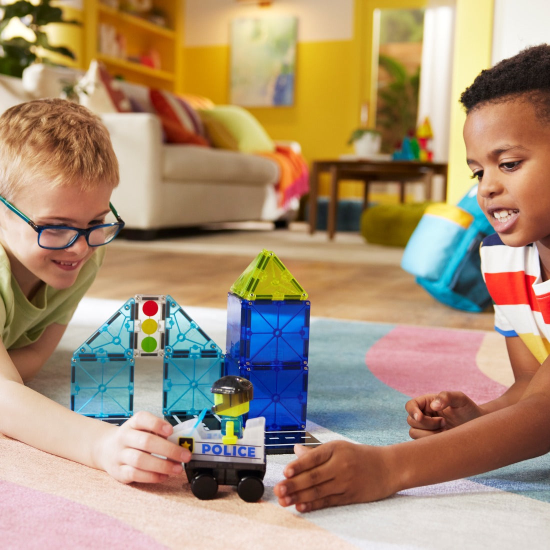 Police Patrol 20-Piece Magnetic Construction Set