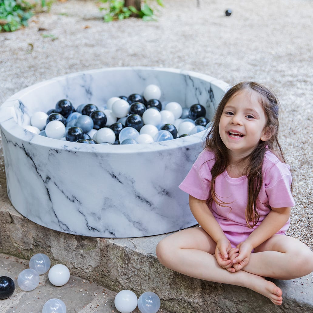 Marble Ball Pit - Silver/Black/Pearl Balls - Marble
