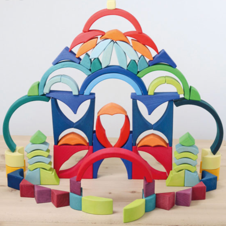Building Set Arcs in Squares