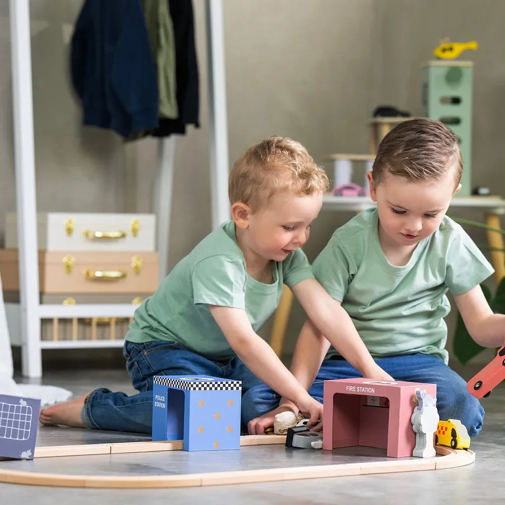 Train Set Rescue Vehicles