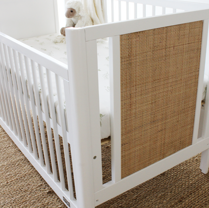 Aliya Cot - White/Natural