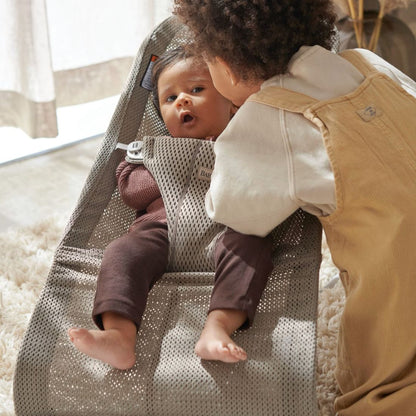 Bouncer Bliss, Mesh, Grey Beige