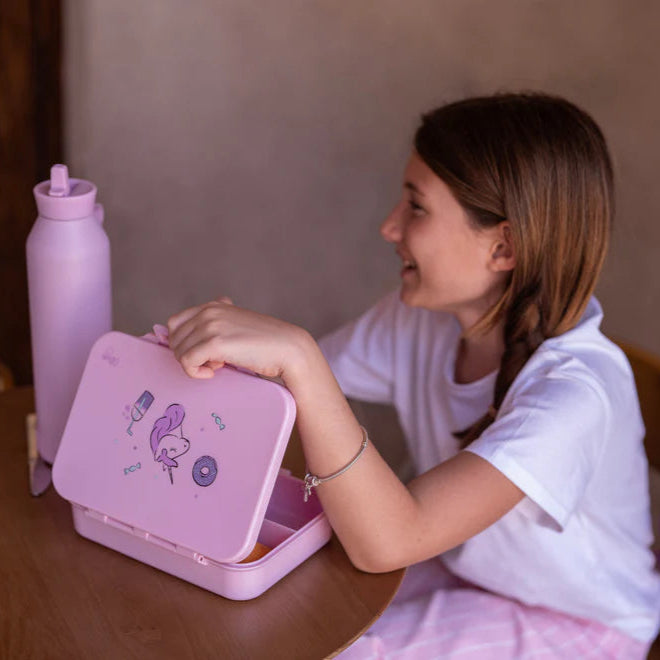 2022 Tritan صندوق الوجبات الخفيفة - الكرز