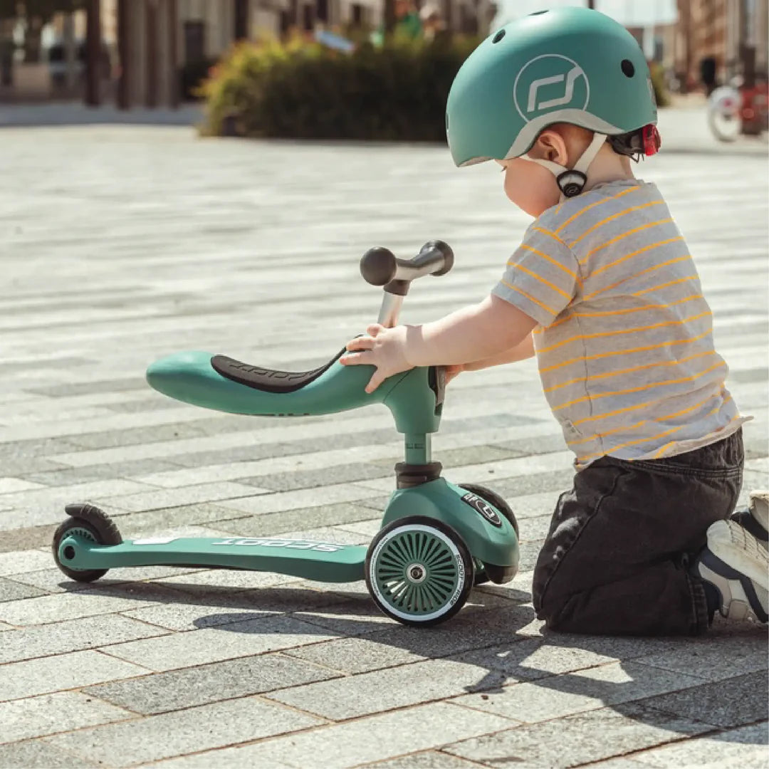 2-in-1 Scooter Highwaykick 1 Forest with Helmet
