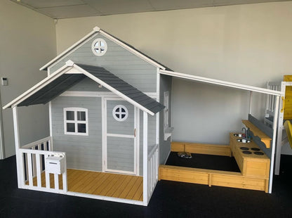 Cubby with Kitchen