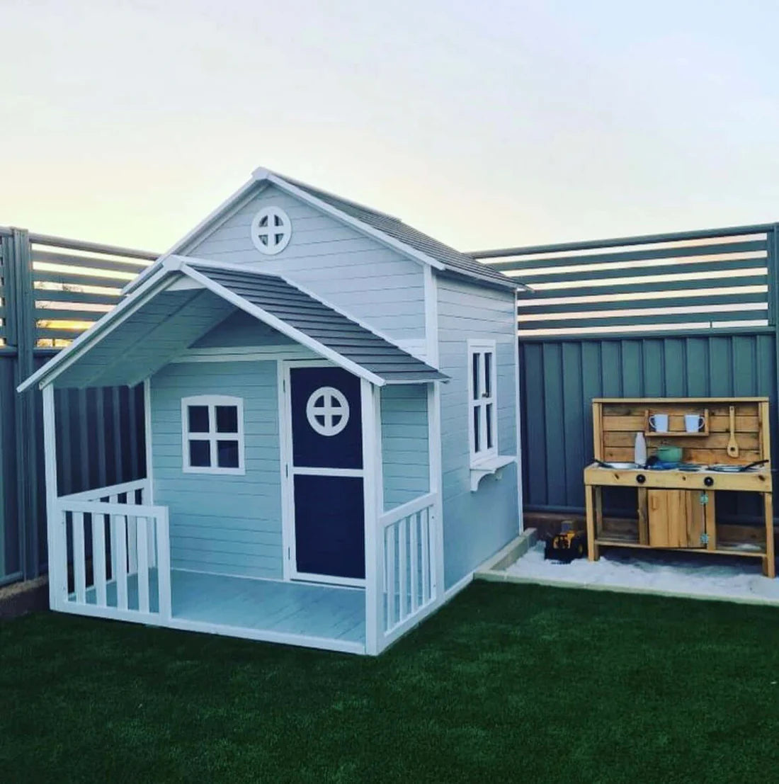 Cubby house