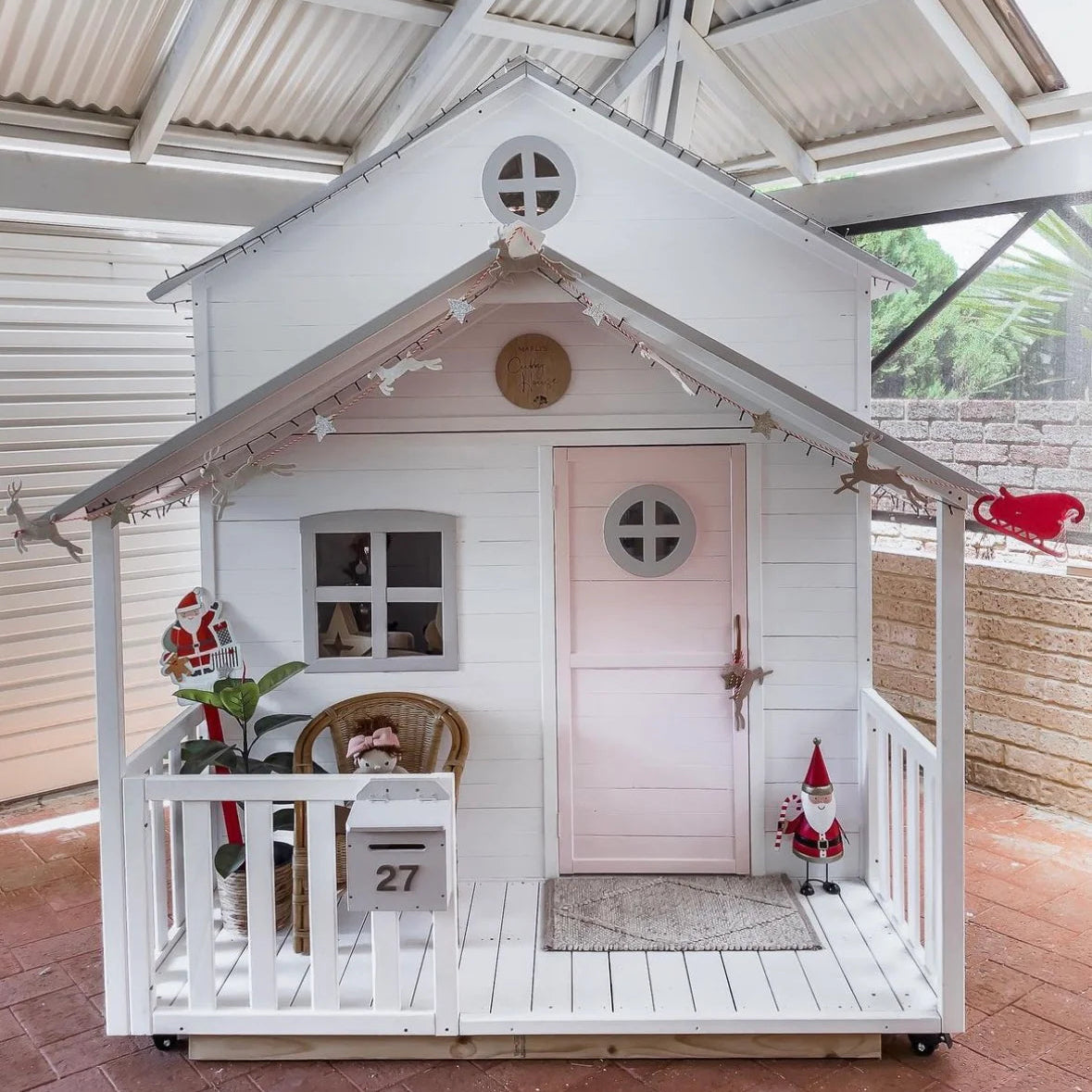 Cubby house
