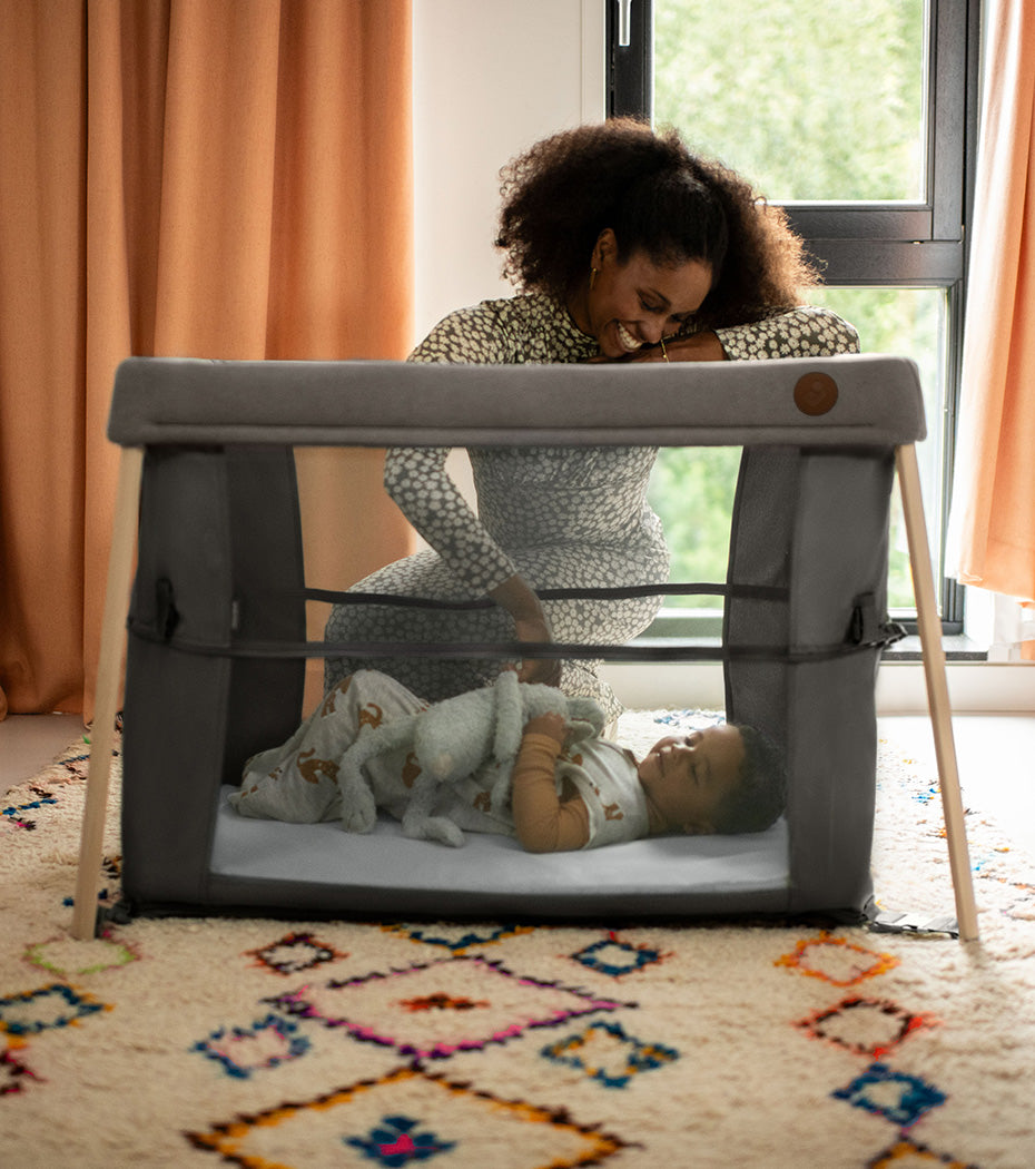 Iris Travel Cot Beyond Graphite Eco