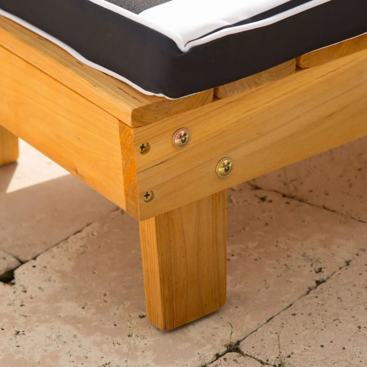 Outdoor Chaise With Umbrella - Navy