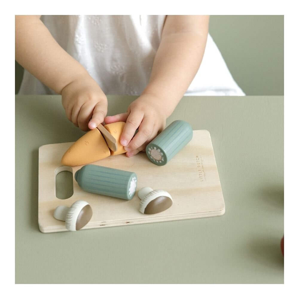 Wooden Cutting Vegetables