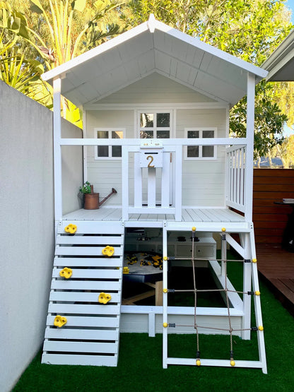 Discover Den Cubby House