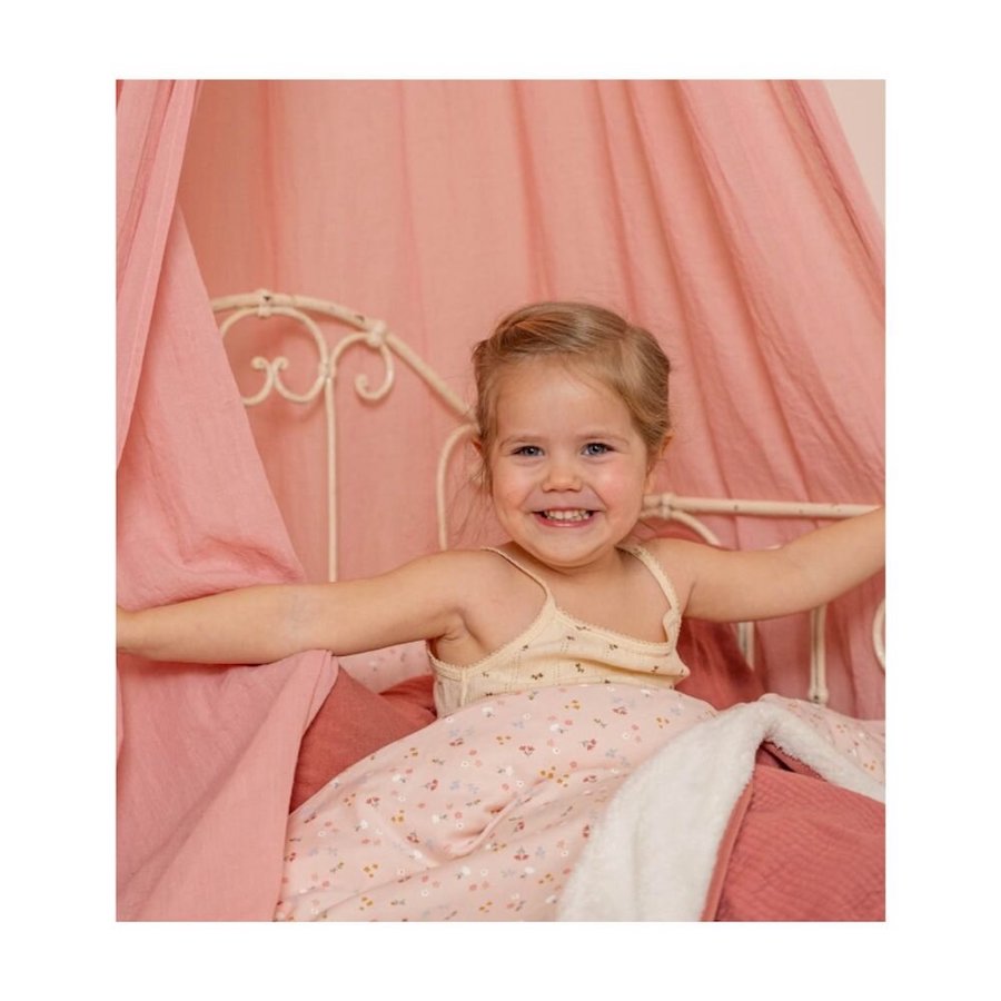 Cot Blanket Little Pink Flowers