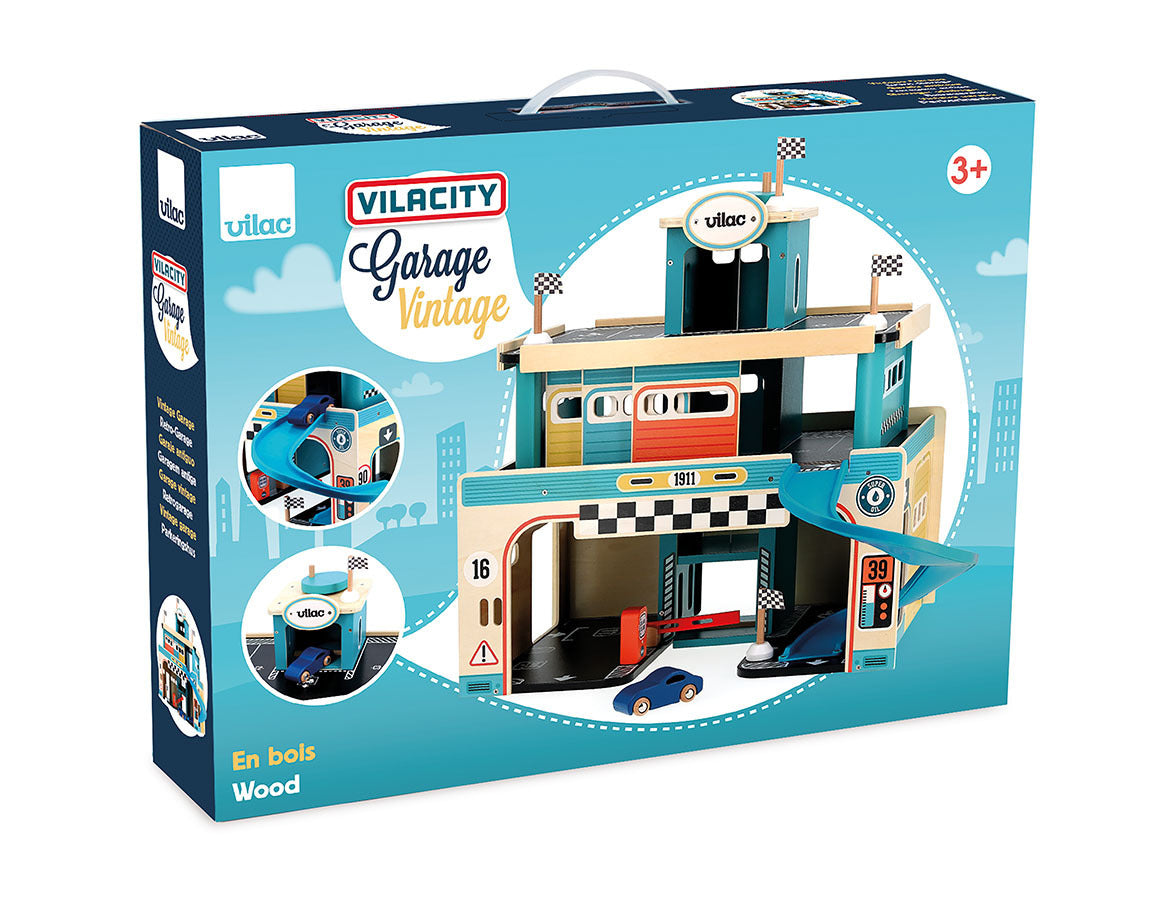 Vintage Wooden Garage - Vilacity