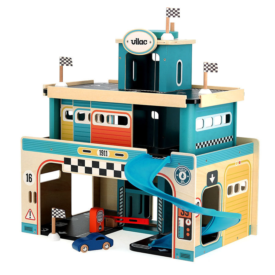 Vintage Wooden Garage - Vilacity