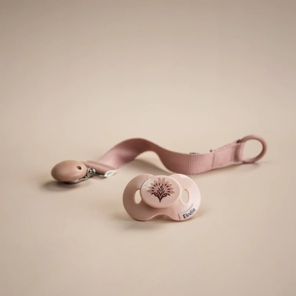 elodie pacifier clip by Elli Junior Babywear Trading LLC