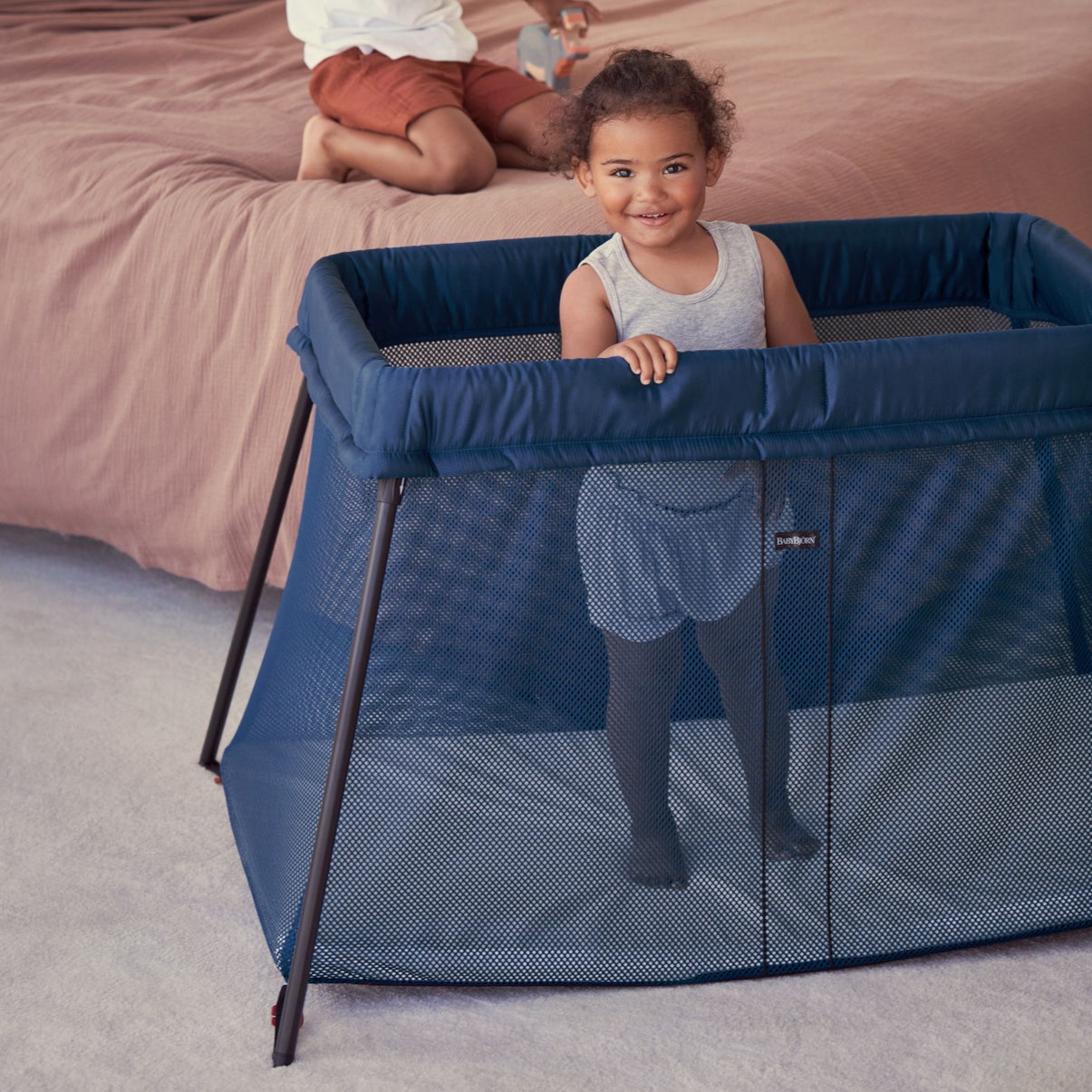 BabyBjörn - Travel Cot Light - Dark Blue