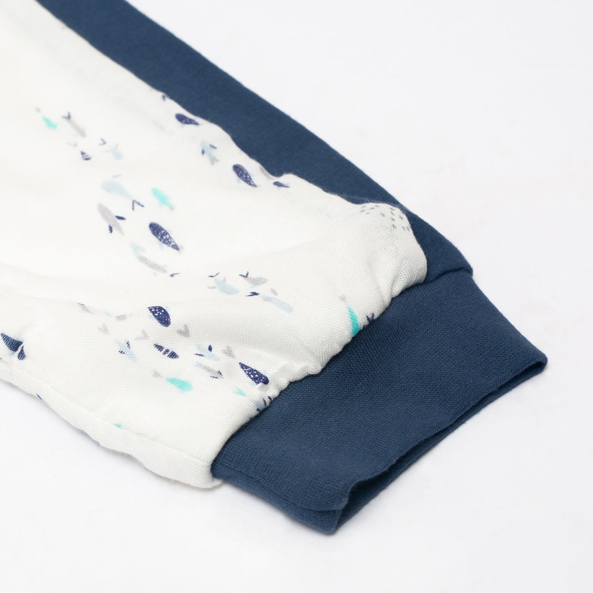 Sleepsuit in Fish Sleep - M (18 - 2.5 Y)