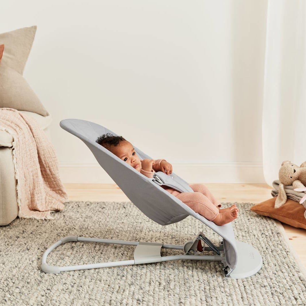 Bouncer Bliss - Cotton, Petal Quilt - Light Grey