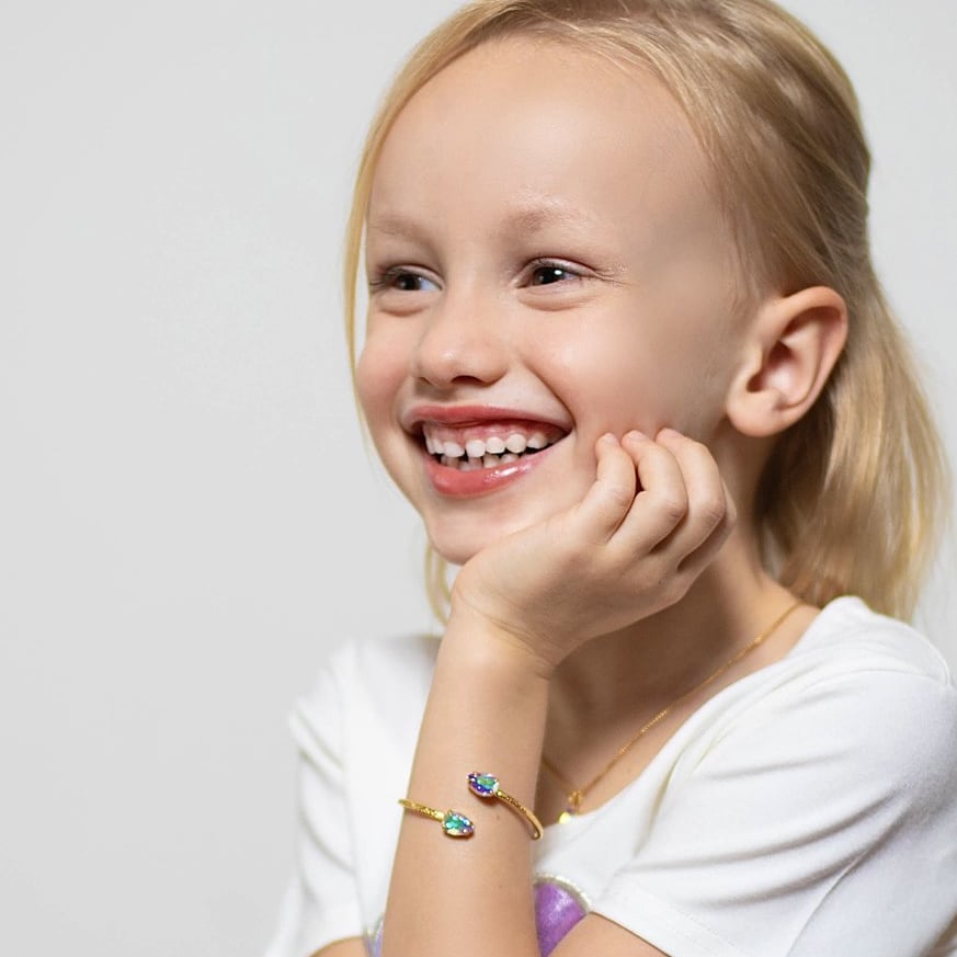 لعب مع Girls Petite Drop Bracelet -أورورا