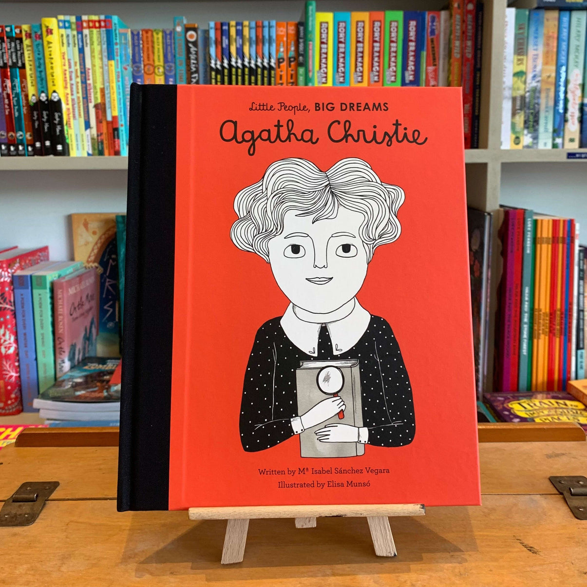 Little People, Big Dreams - Agatha Christie
