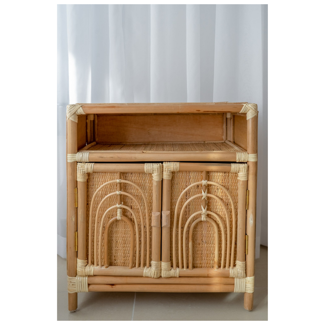 لعب مع Rainbow Cabinet Kids