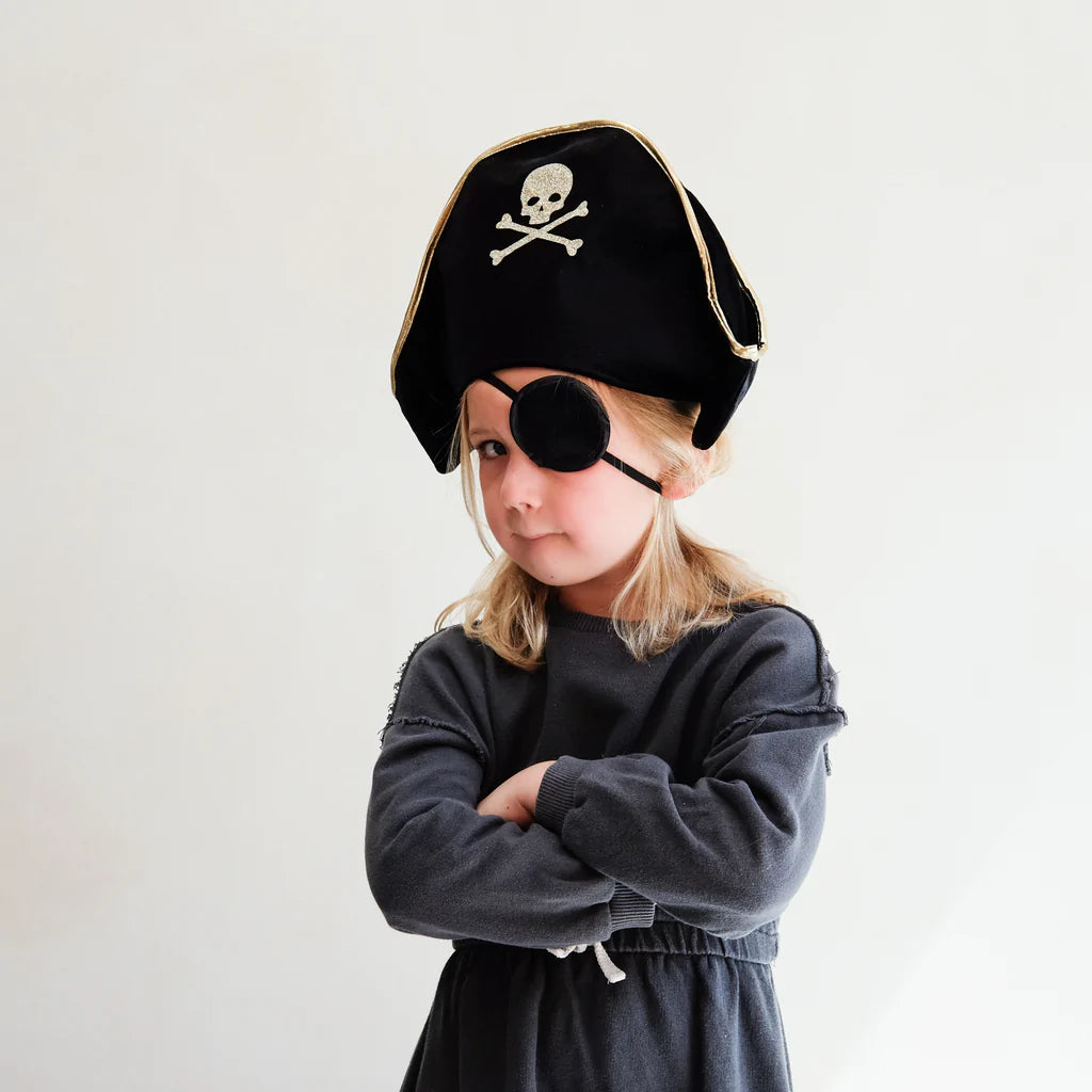 اطلع عليه بتاريخ 03 يناير 2012. Pirate Dress-Up Set -Black