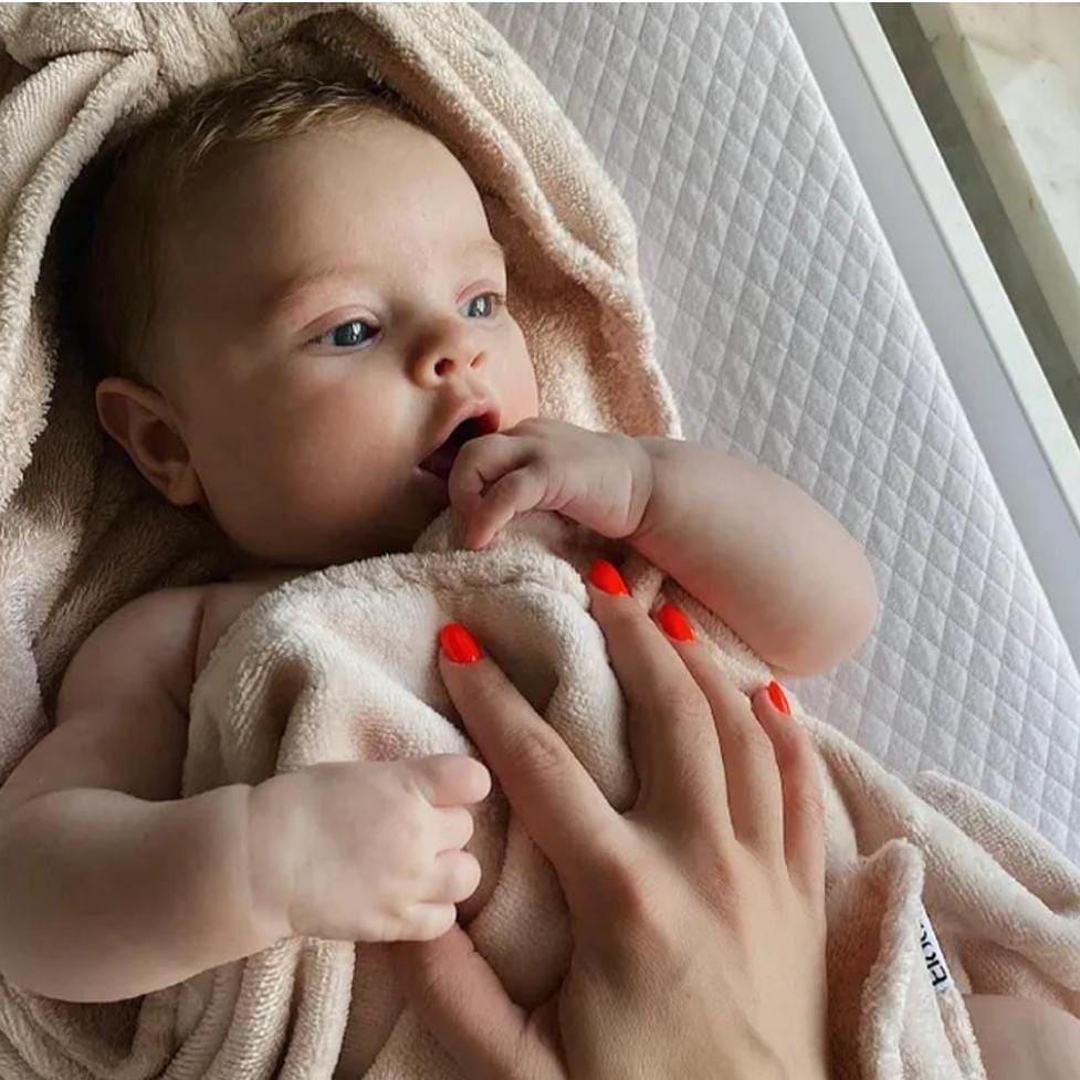 Hooded Towel - Powder Pink Bow