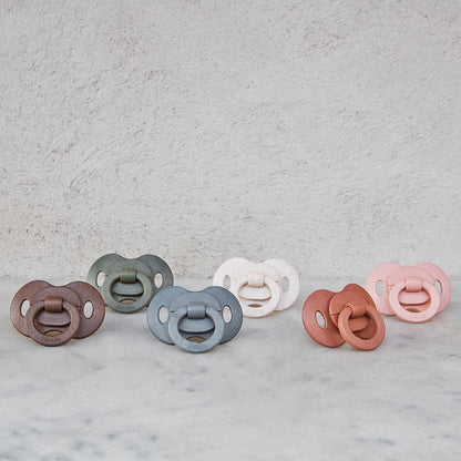 Elodie Details -Bamboo Pacifier Silicone Orthodontic -Faded Rose (باللغة الإنجليزية)