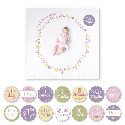 Lulujo - Baby's First Year Blanket & Cards Set - Isn't She Lovely
