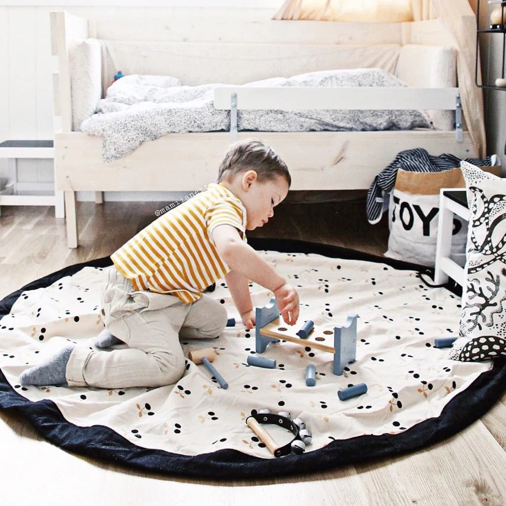 Play and Go - Playmat and Storage Bag - Cherry