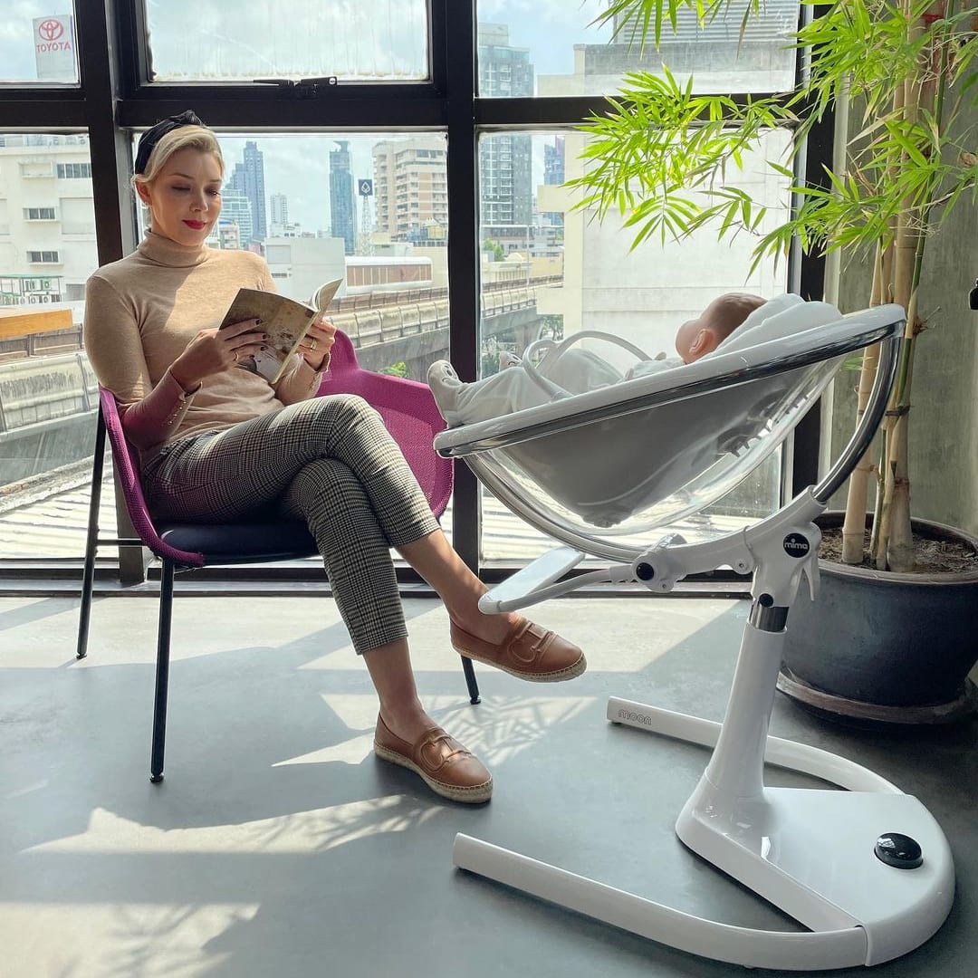 Mima Moon Highchair with Footrest - White