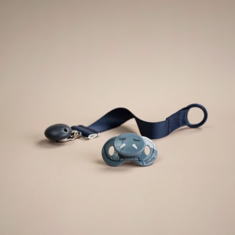 elodie pacifier clip by Elli Junior Babywear Trading LLC