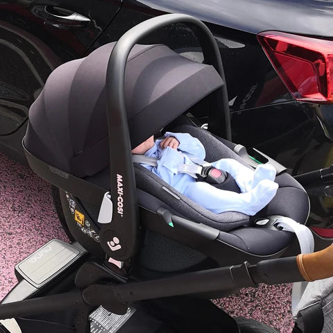 Maxi-Cosi Pebble 360 Car Seat Essential Black