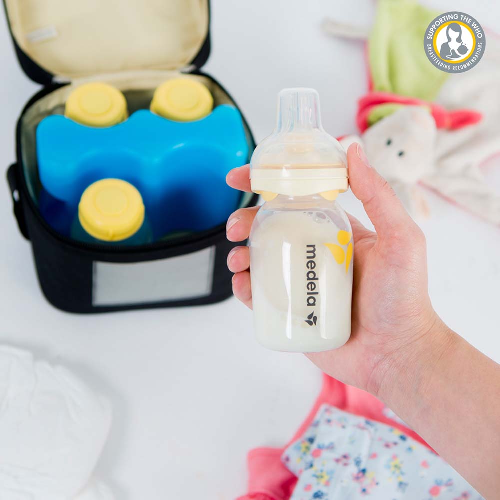 Medela - Breast Milk Cooler with 4 Breastmilk Bottles