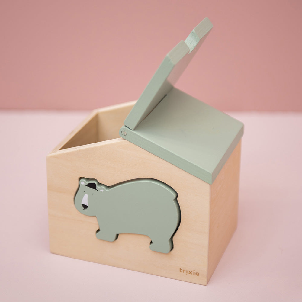Trixie - Wooden House - Mr. Polar Bear