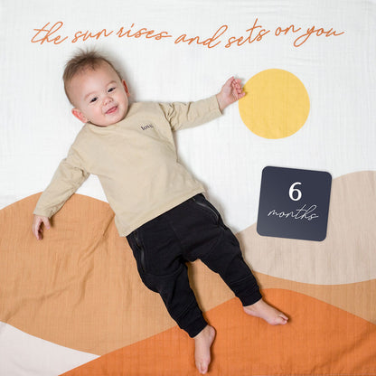 Lulujo - Baby's First Year Blanket & Cards Set - Sun Rise