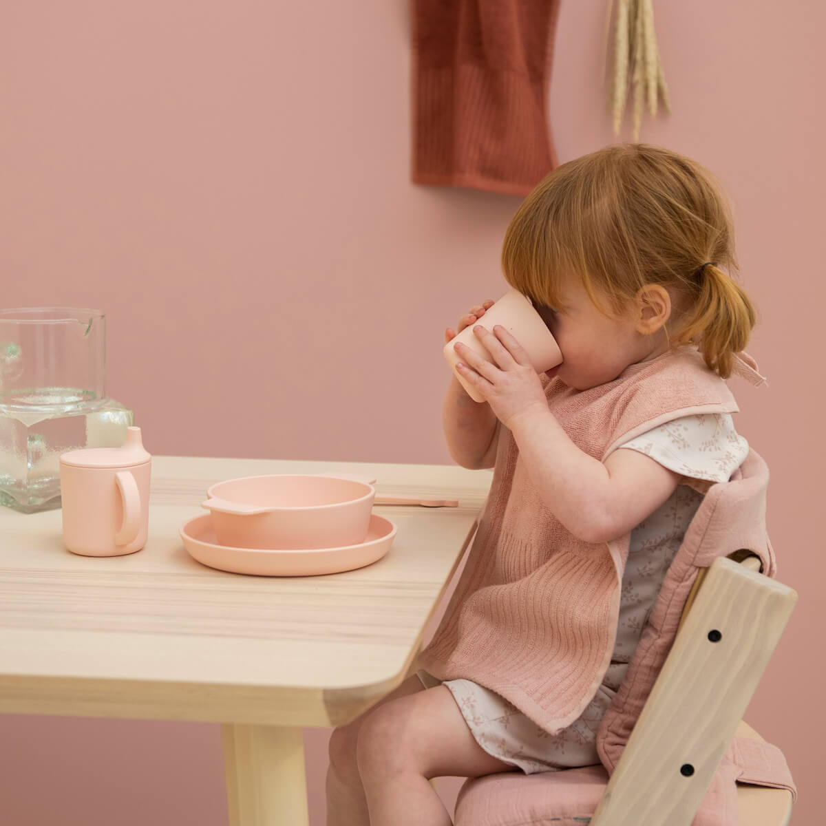 Silicone Sippy Cup - Mrs. Rabbit