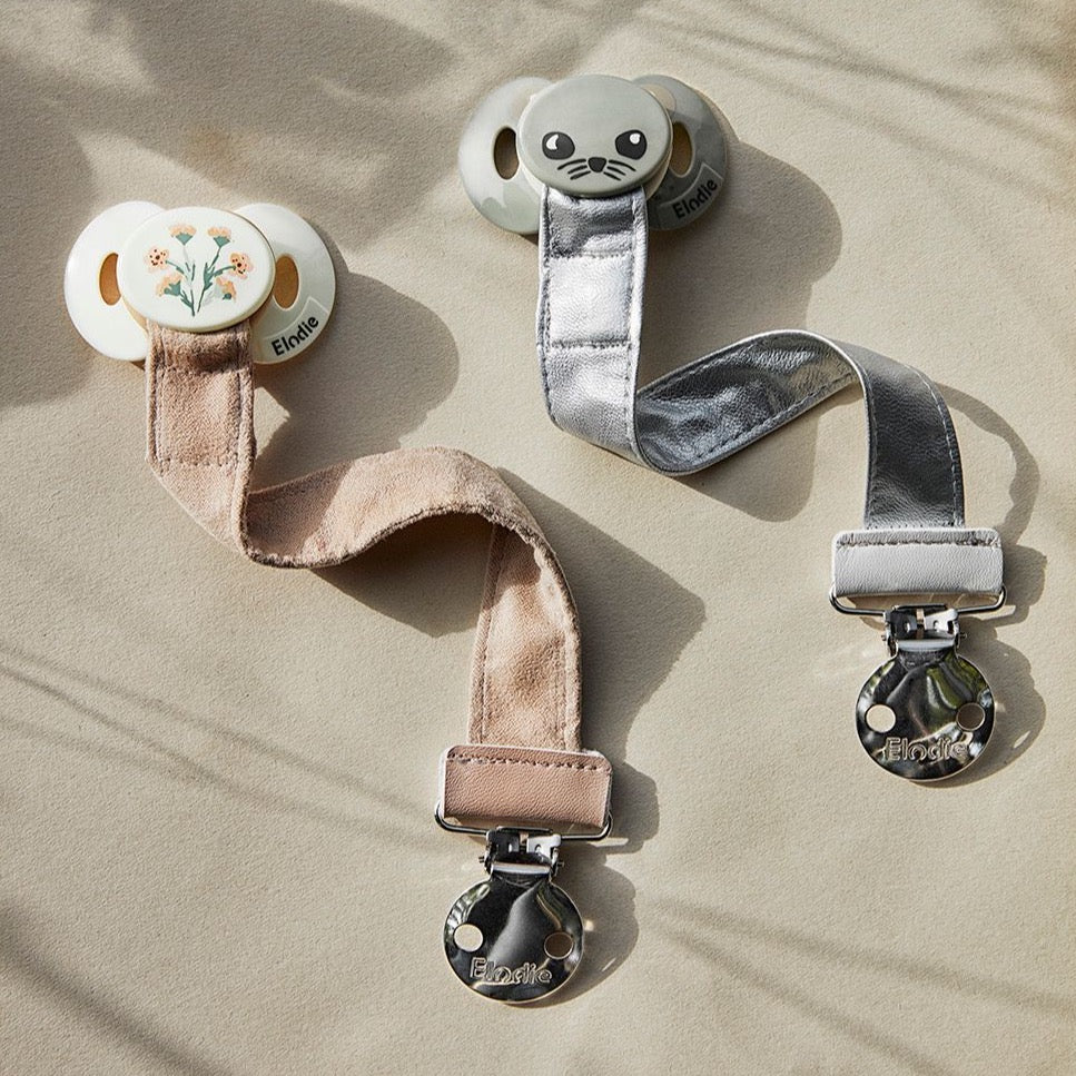 elodie pacifier clip by Elli Junior Babywear Trading LLC